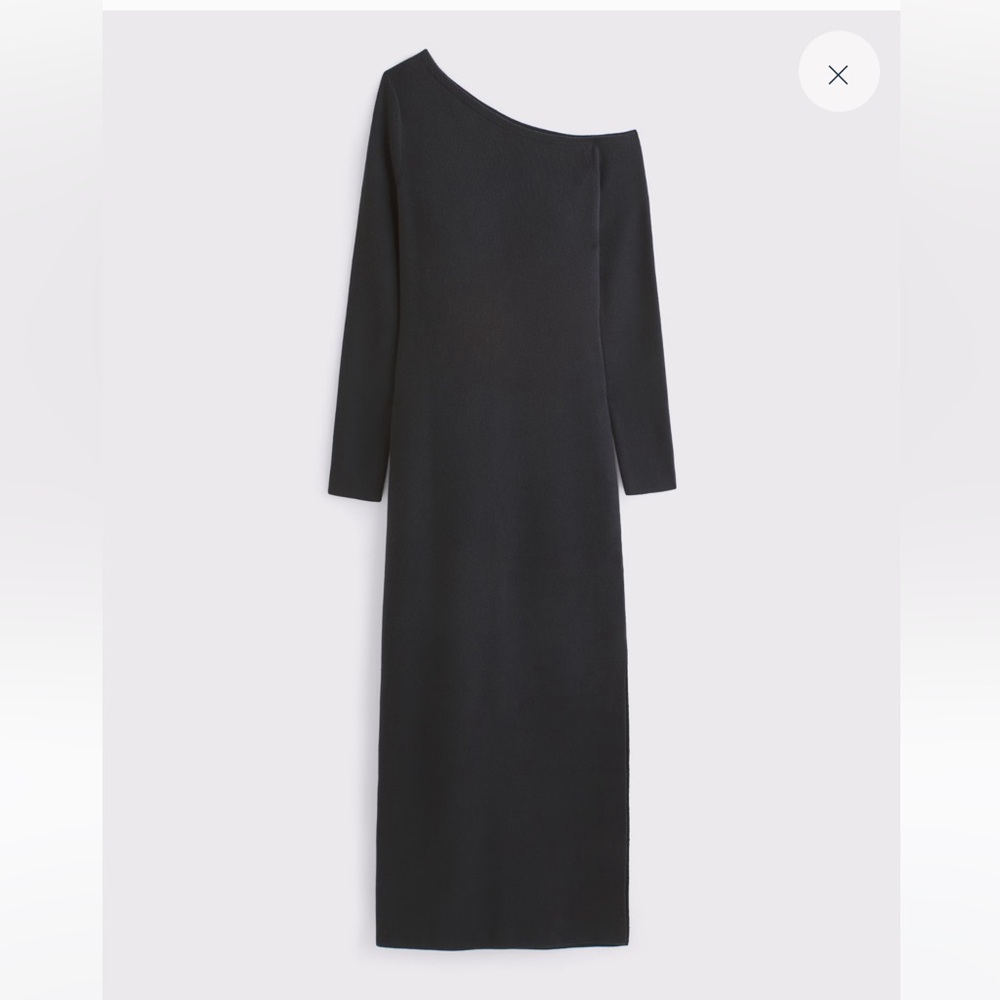 Elegant Black One-Shoulder Dress